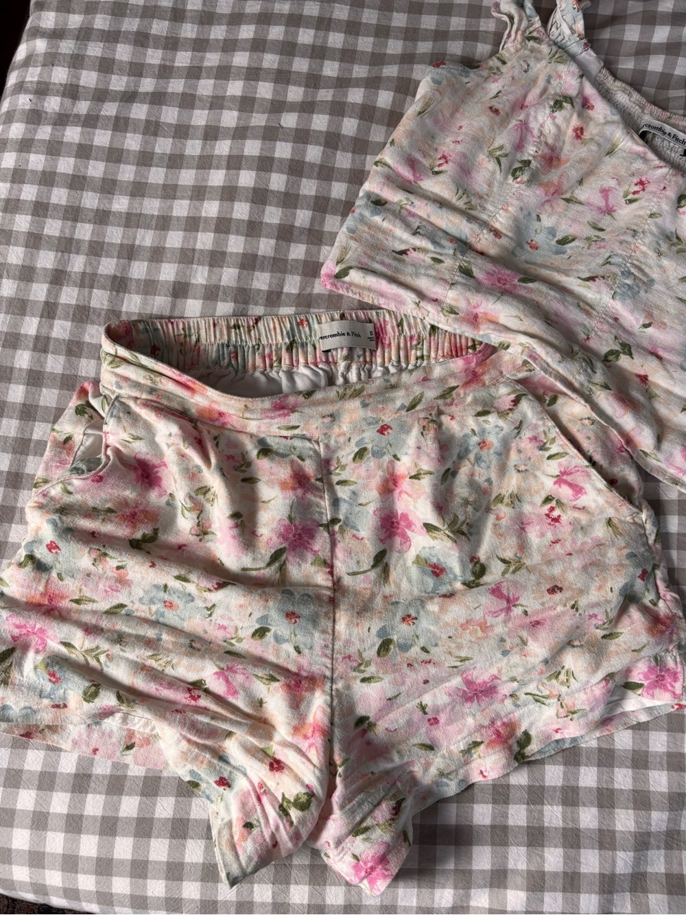 Abercrombie floral linen matching two piece set (M tank and S bottoms) - Picture 3 of 6